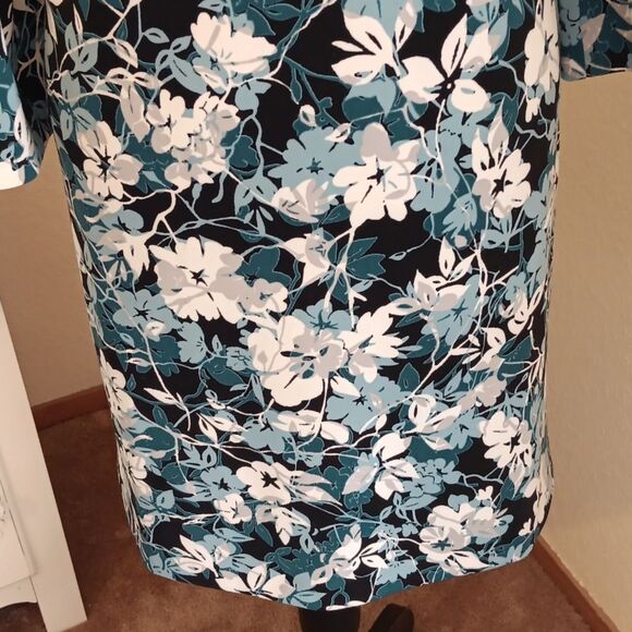 Charter Club Black and Teal Leaf Pattern Dress. Work Perfect. Floral. Soft Girl. - Picture 4 of 13
